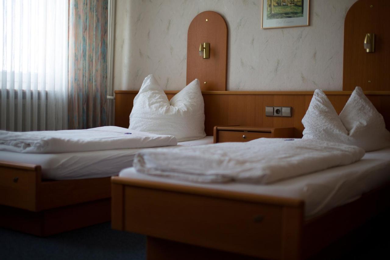 Hotel Waldfrieden エンメルスハウゼン エクステリア 写真